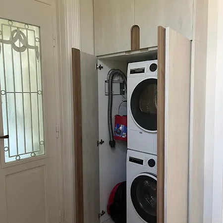 Visit 3 Apartmán Debrecín